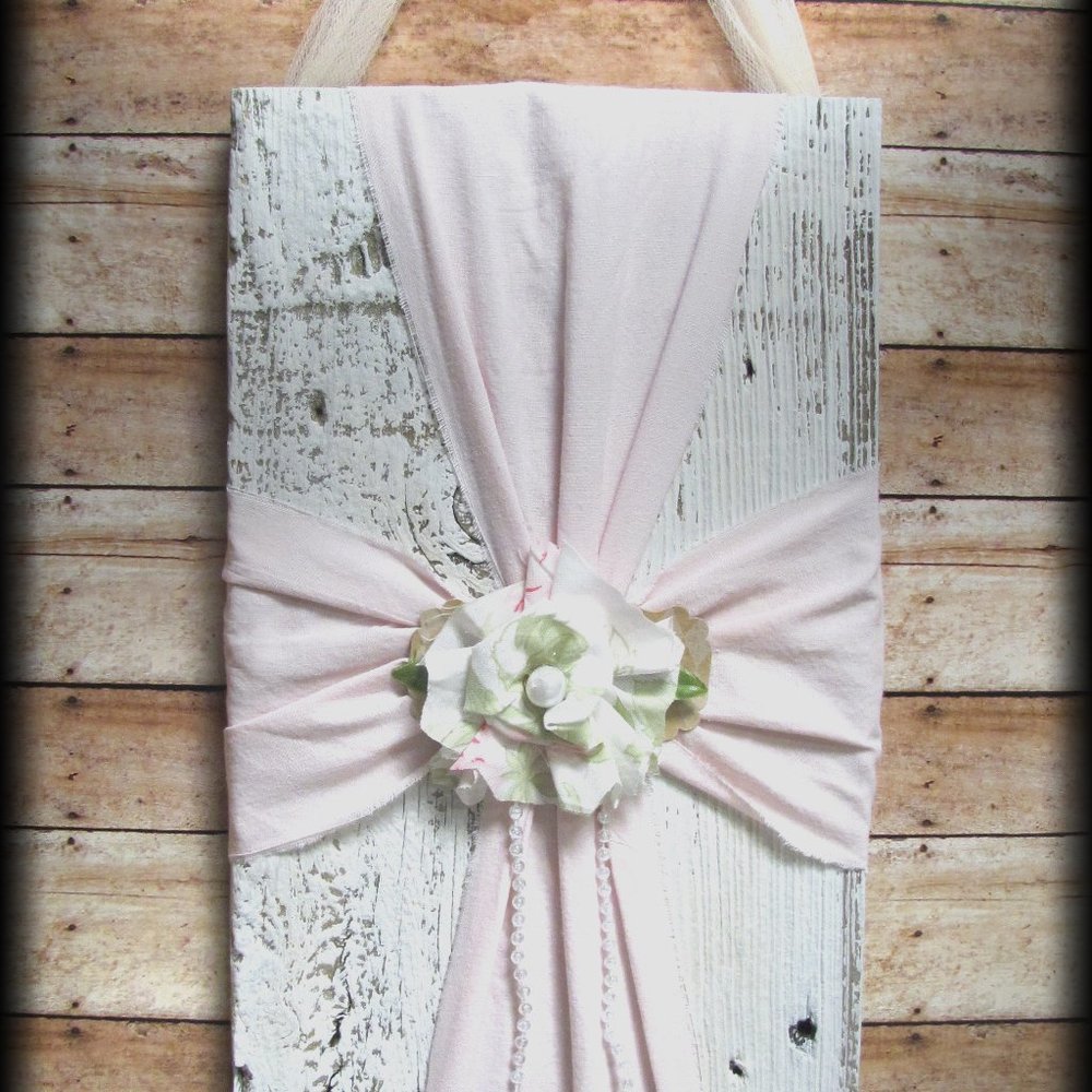 Cross Wooden Farmhouse Fabric pink shabby chic - Picture 4 of 5